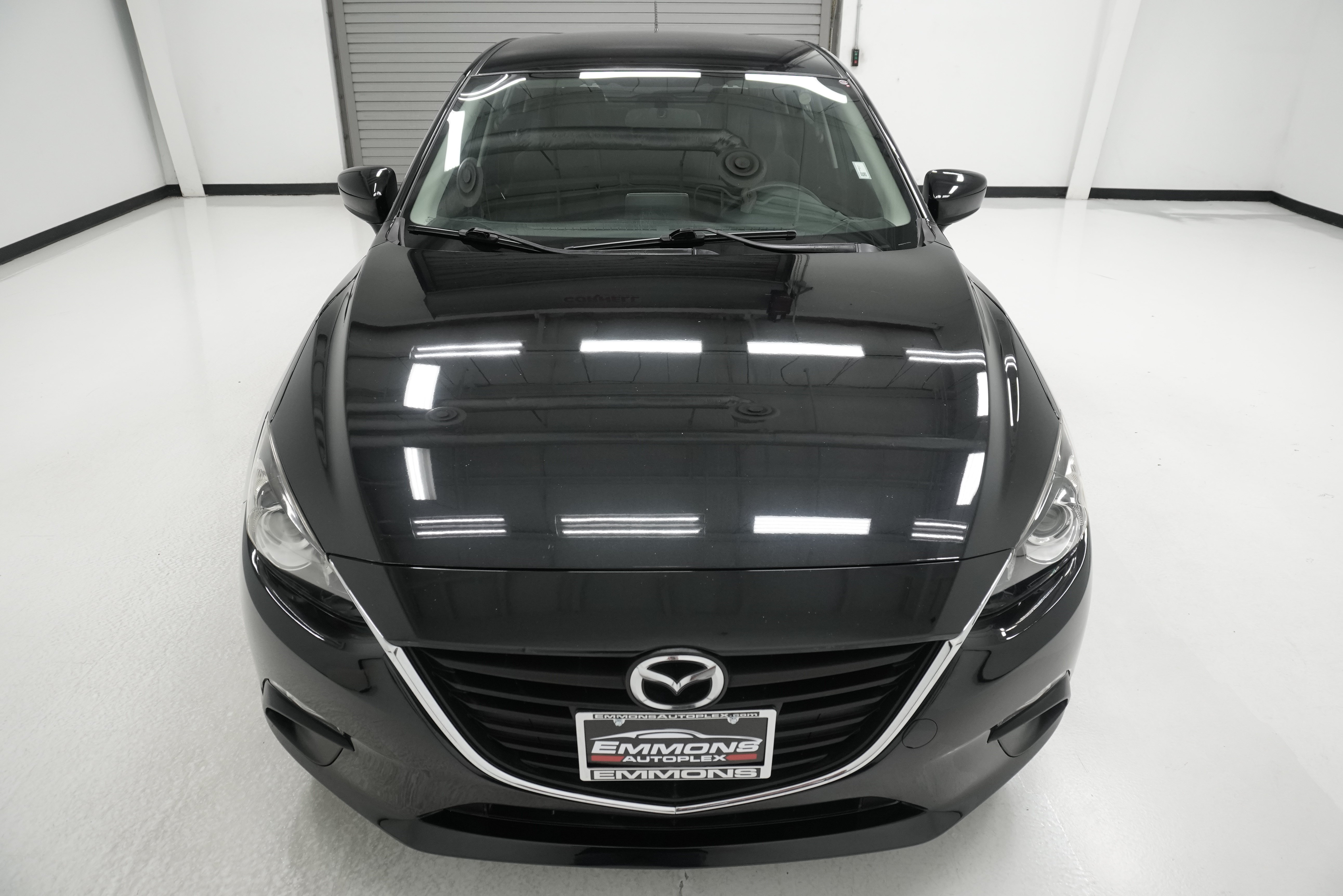 Used 2015 MAZDA MAZDA3 i Sport FWD image 2
