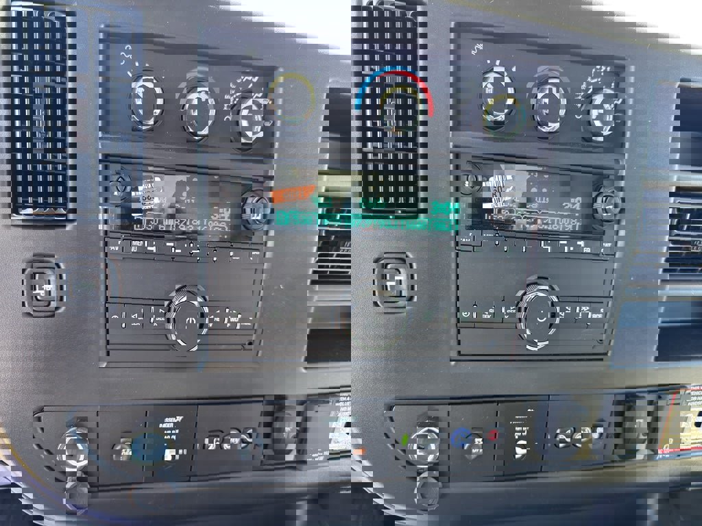 New 2026 Chevrolet Express 3500 w/ Power Convenience Package image 17