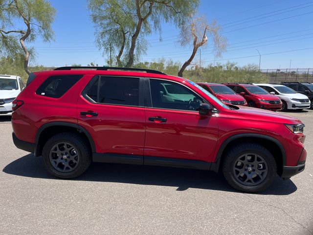 Certified 2025 Honda Pilot TrailSport image 19