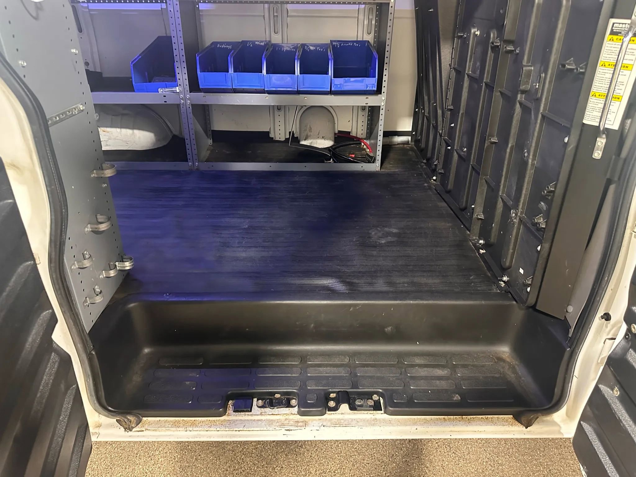 Used 2013 GMC Savana 1500 AWD image 29