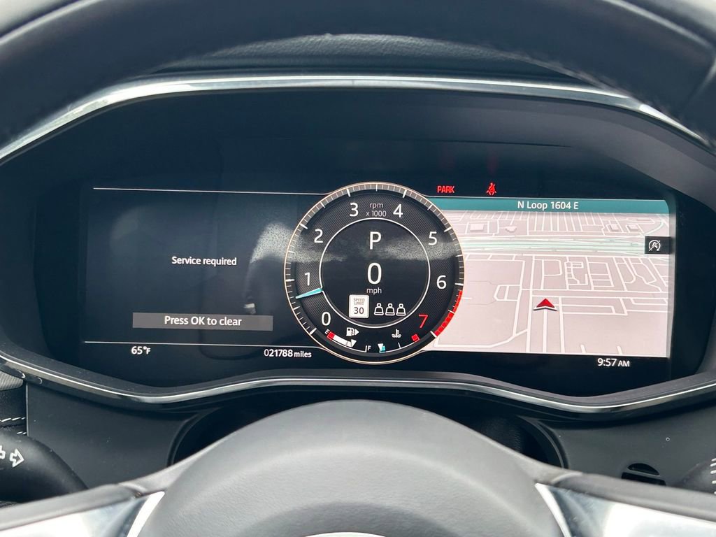 Used 2024 Jaguar F-PACE R-Dynamic S image 38