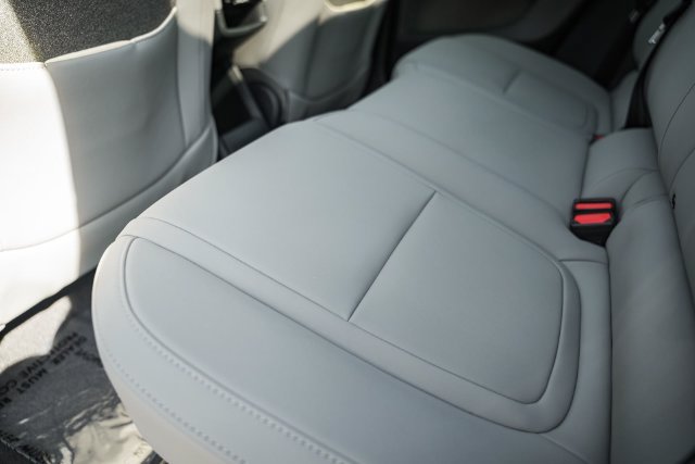 Certified 2025 Volvo EX30 Plus w/ Protection Package Premier AWD/4WD image 28