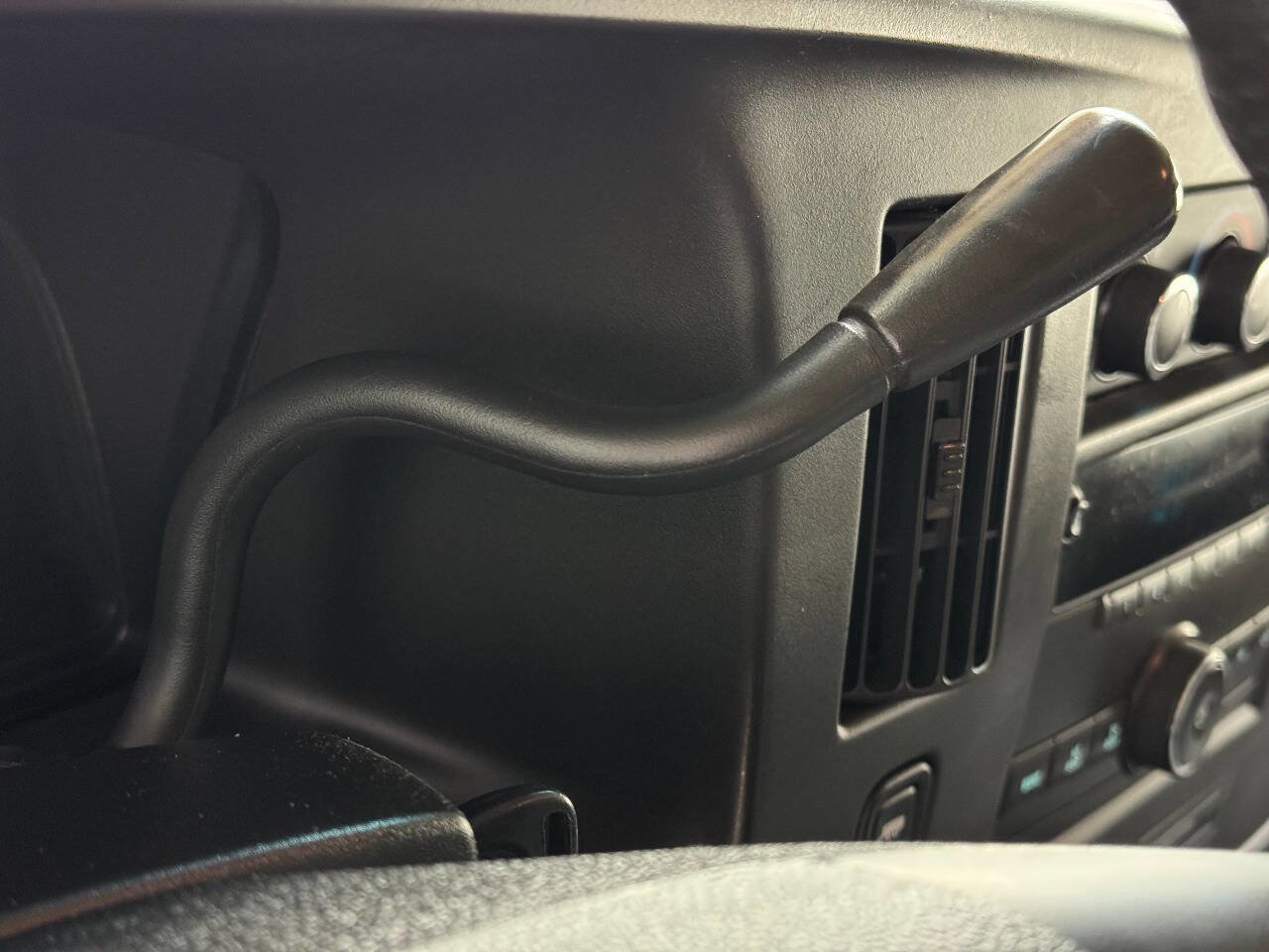 Used 2013 Chevrolet Express 1500 image 60