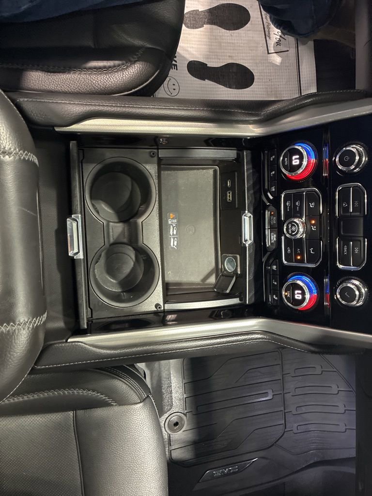 Used 2022 GMC Yukon Denali AWD/4WD image 28