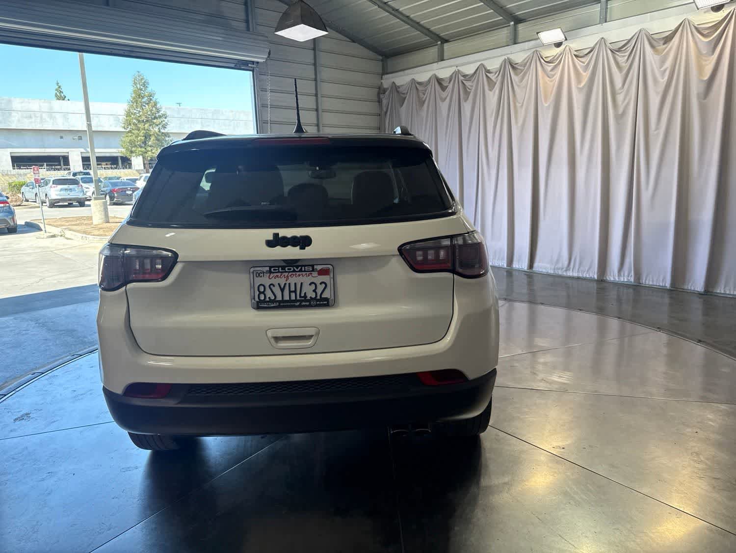 Used 2021 Jeep Compass Latitude FWD image 6