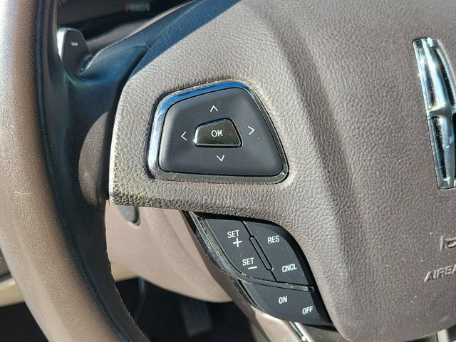 Certified 2019 Lincoln MKC Select FWD image 25
