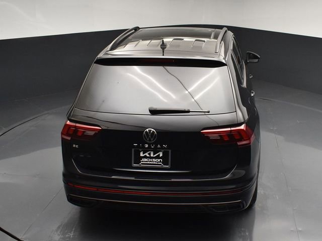 Used 2023 Volkswagen Tiguan SE R-Line image 48