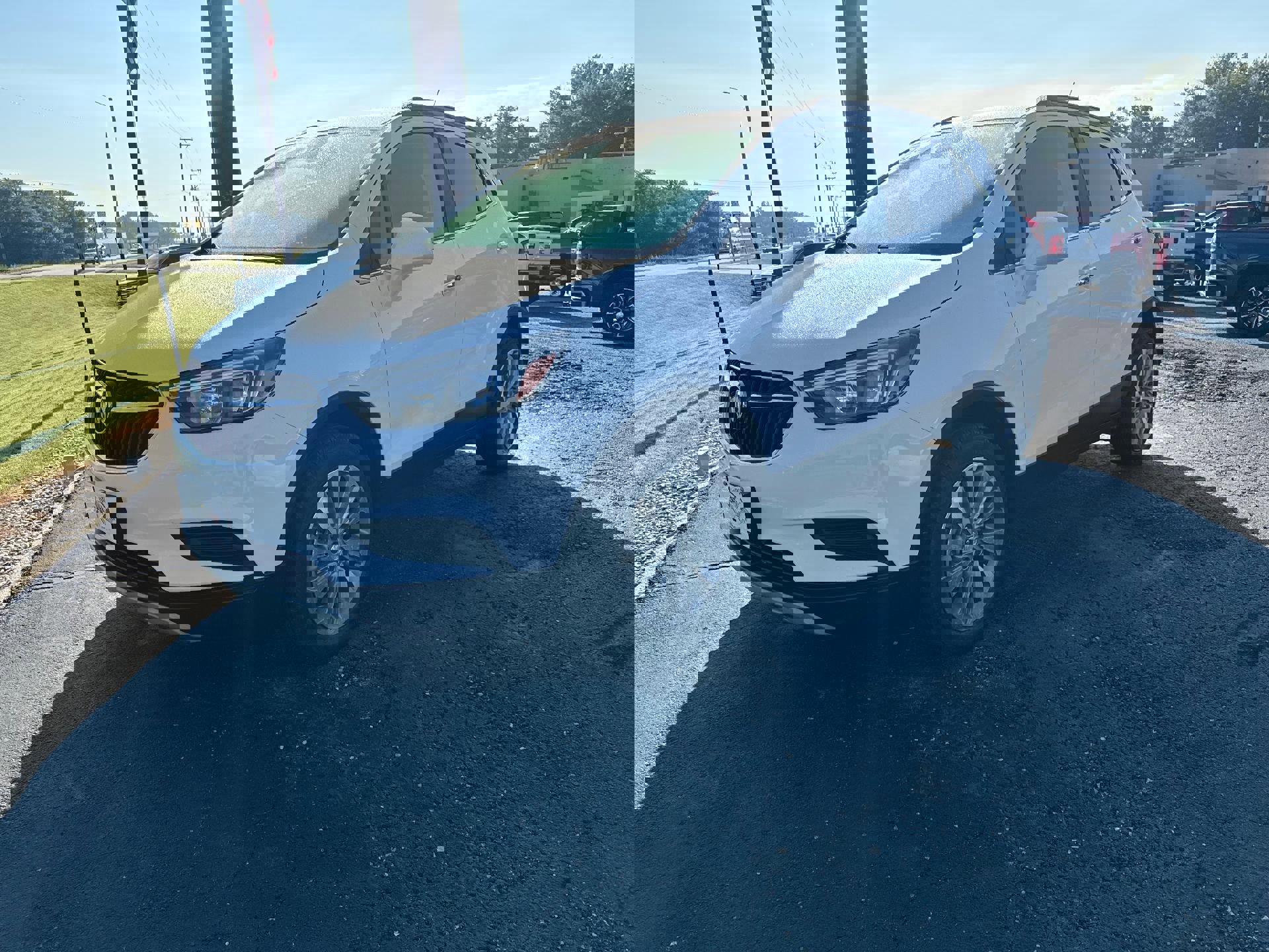 Used 2020 Buick Encore Preferred w/ Safety Package image 2