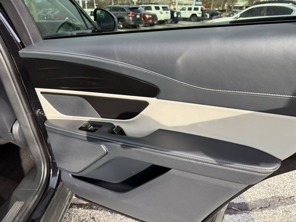 Used 2024 Lincoln Nautilus Reserve image 44