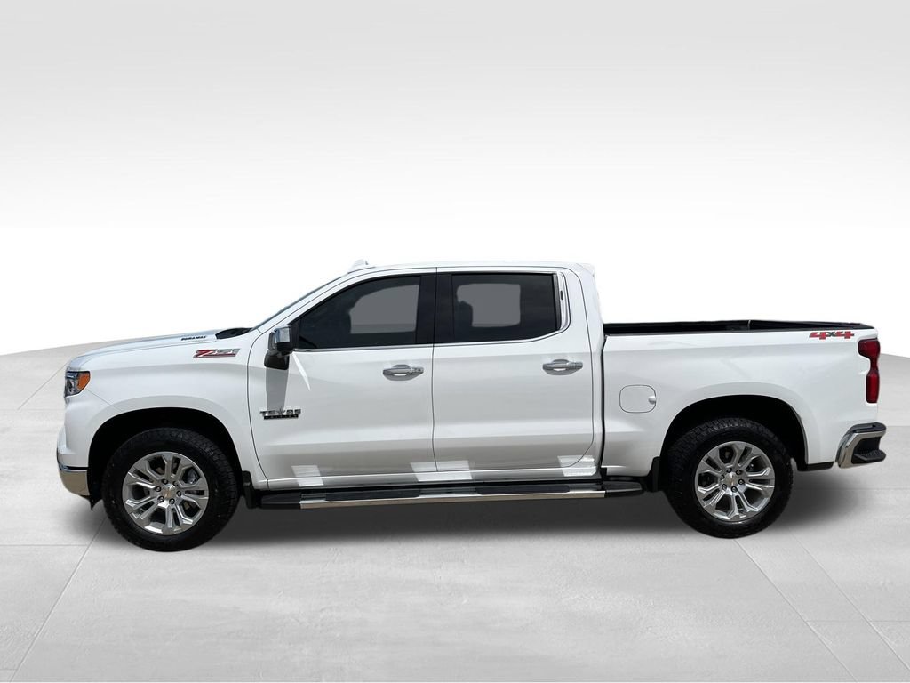 Used 2025 Chevrolet Silverado 1500 LTZ AWD/4WD image 2