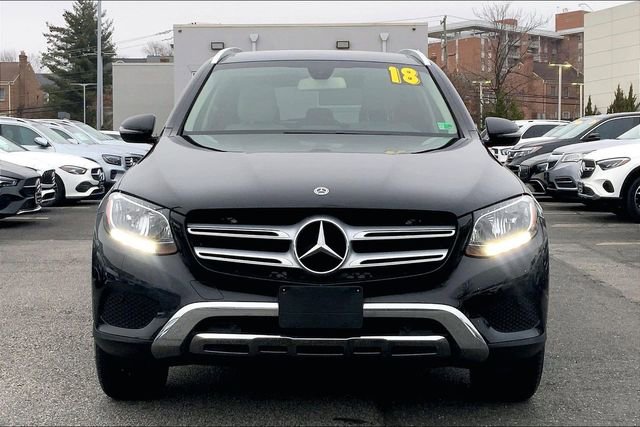 Used 2018 Mercedes-Benz GLC 300 4MATIC image 2