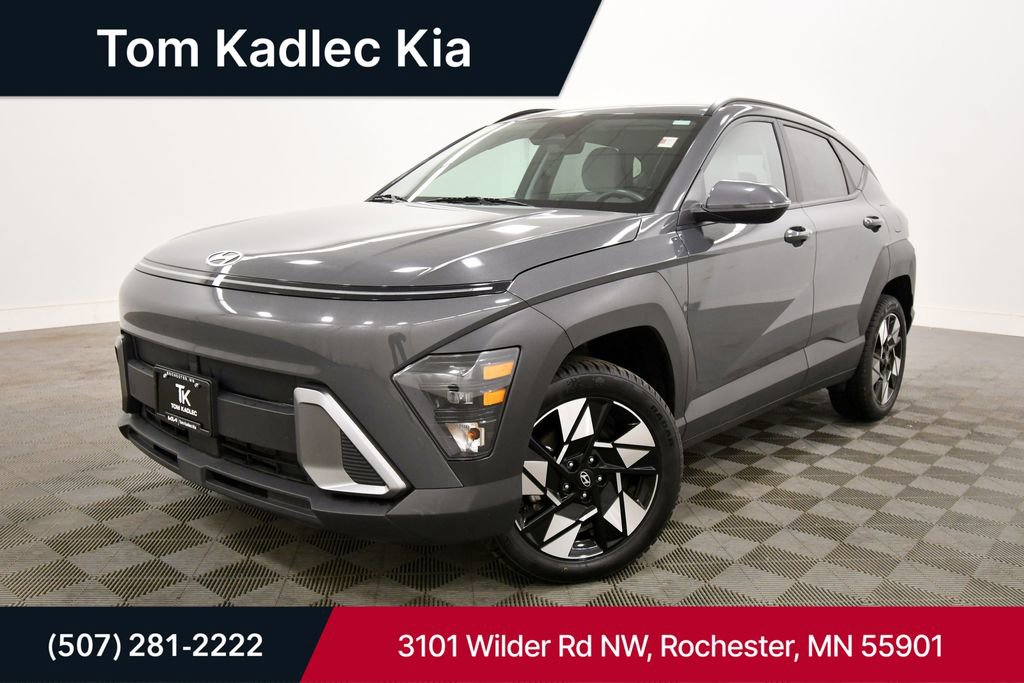 Used 2025 Hyundai Kona SEL image 1