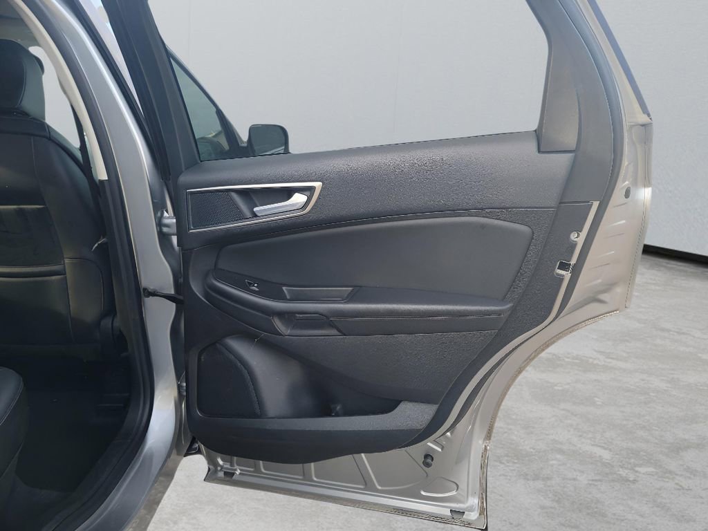 Used 2024 Ford Edge SEL AWD/4WD image 28