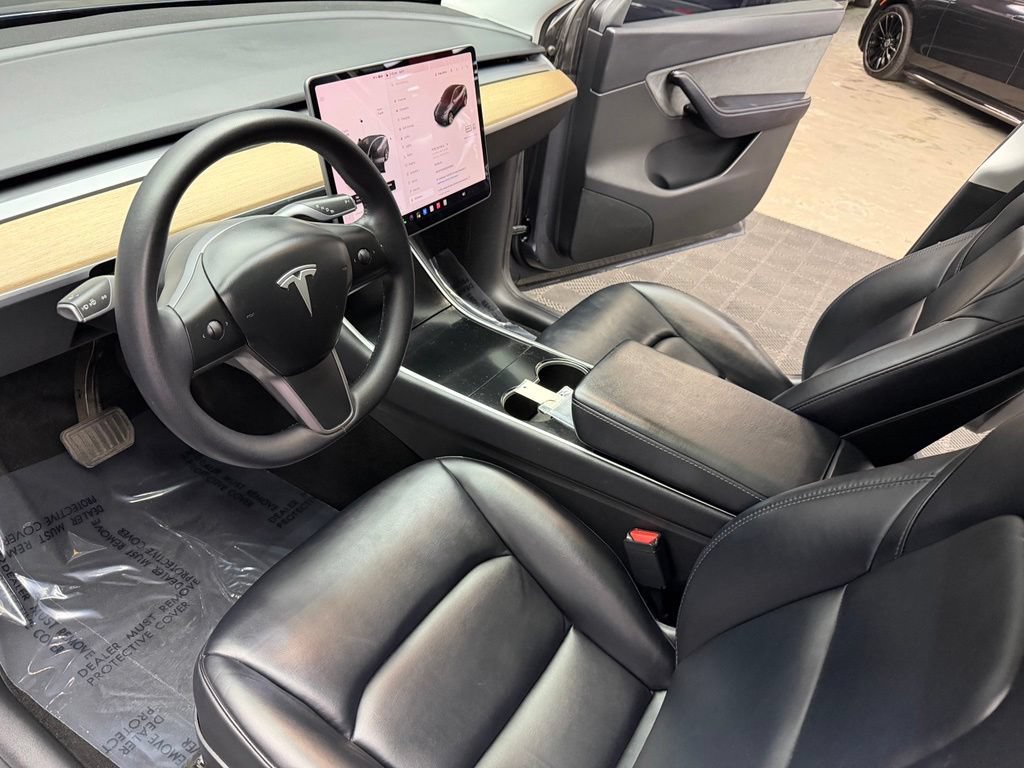 Used 2020 Tesla Model Y Long Range AWD/4WD image 29