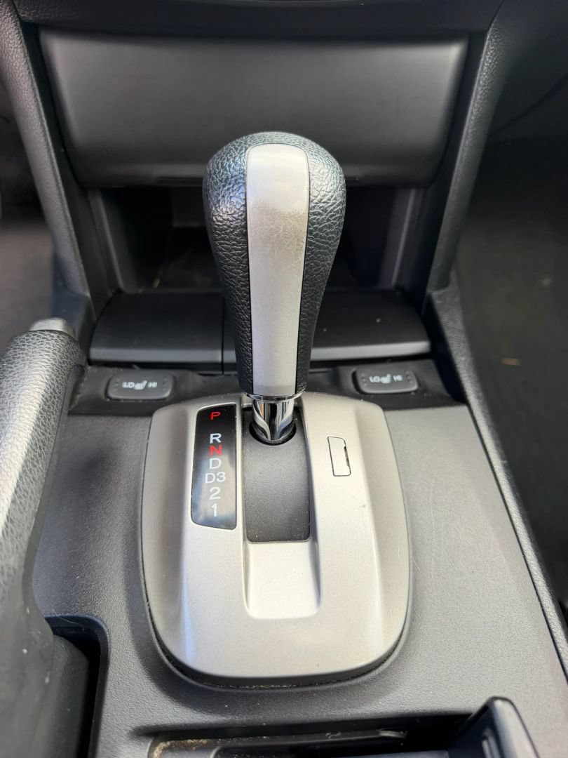 Used 2010 Honda Accord EX-L image 28