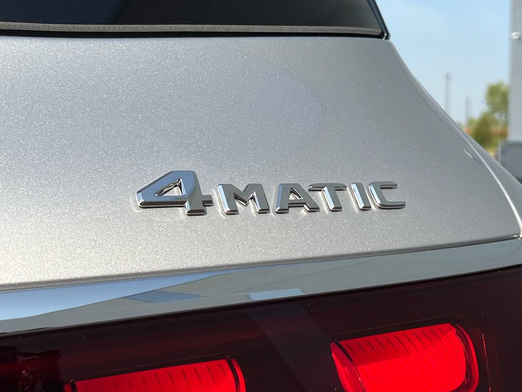 New 2026 Mercedes-Benz GLS 450 4MATIC image 32