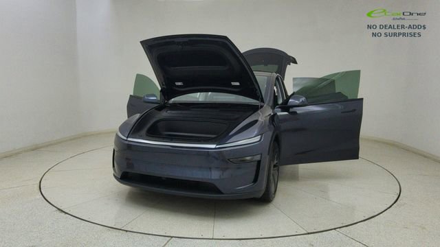 Used 2026 Tesla Model Y 2WD image 71
