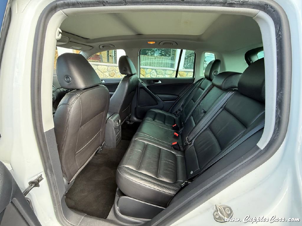 Used 2017 Volkswagen Tiguan Sport image 24