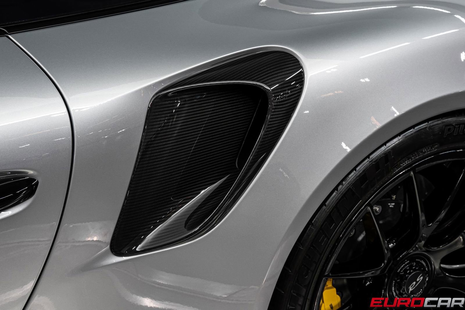 Used 2018 Porsche 911 GT2 RS RWD image 18