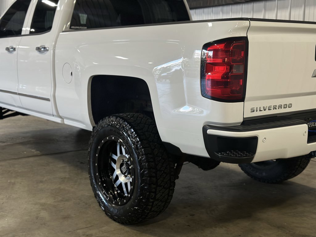 Used 2015 Chevrolet Silverado 1500 LT w/ Custom Sport Edition image 24