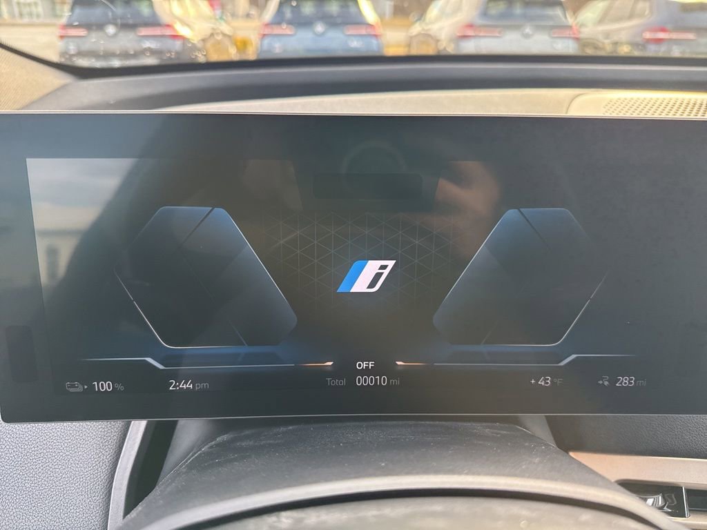 New 2026 BMW iX xDrive45 image 14