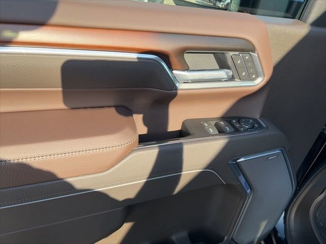 New 2026 GMC Sierra 2500 Denali w/ Denali Reserve Package image 17