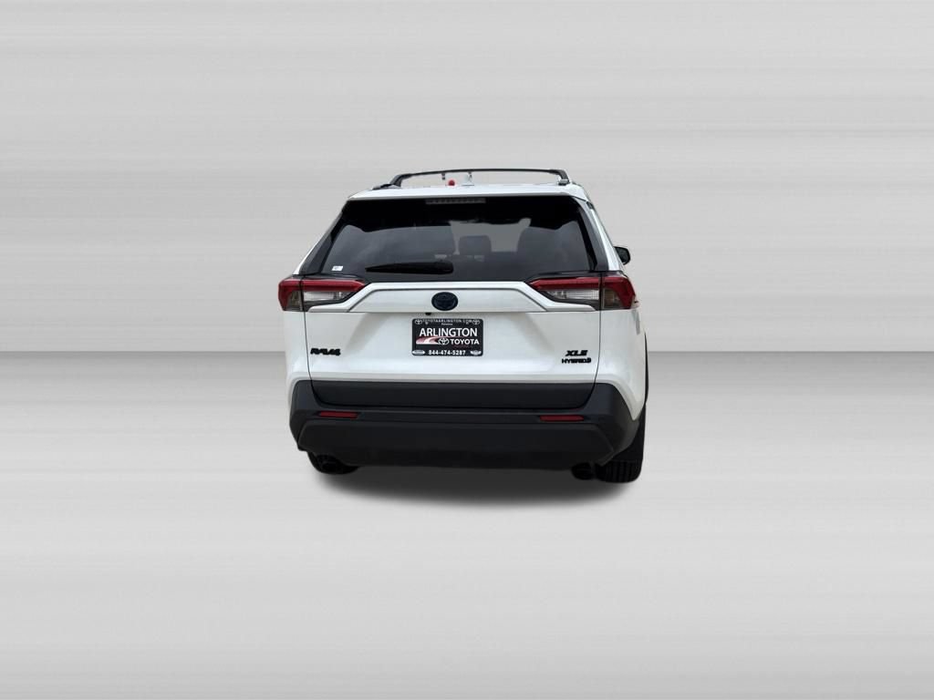 Used 2023 Toyota RAV4 XLE Premium AWD/4WD image 7
