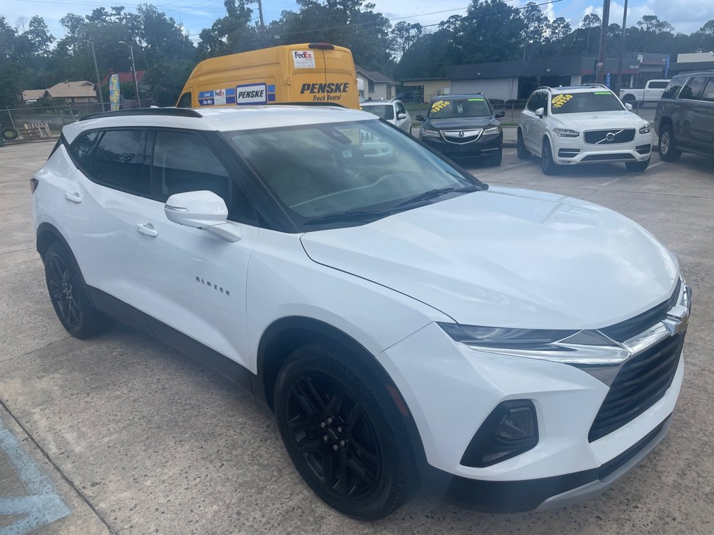 Used 2020 Chevrolet Blazer LT w/ Sound & Technology Package FWD image 4