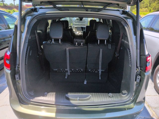 New 2027 Chrysler Pacifica Select FWD image 30