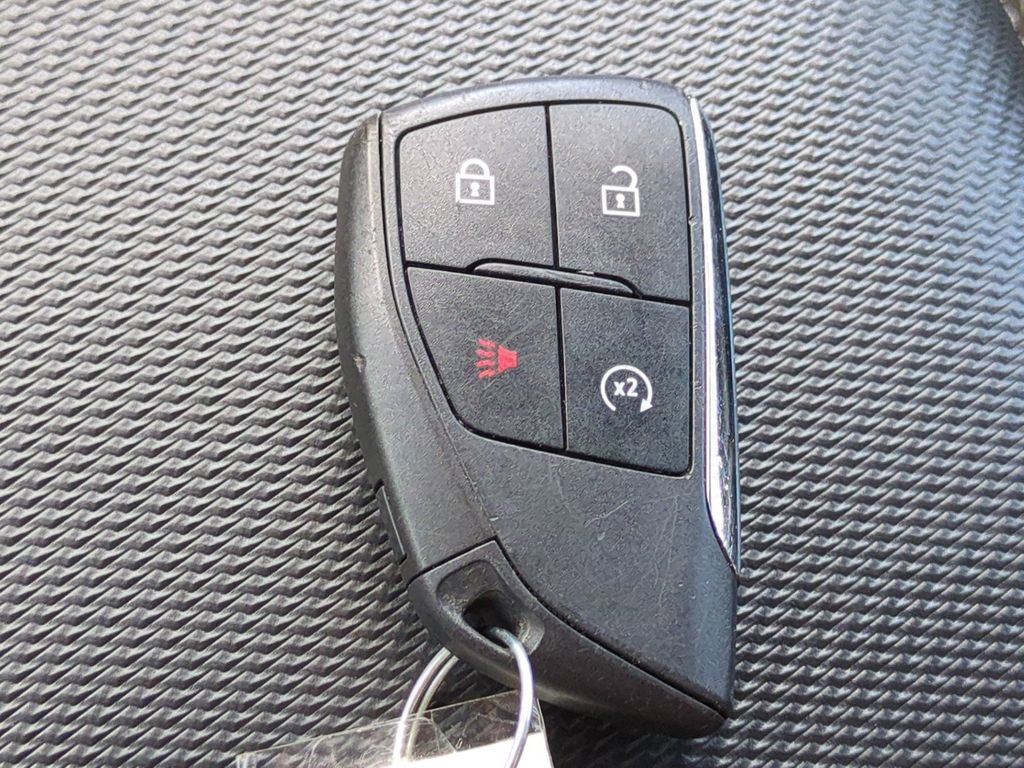 Used 2025 Chevrolet Equinox LT image 24