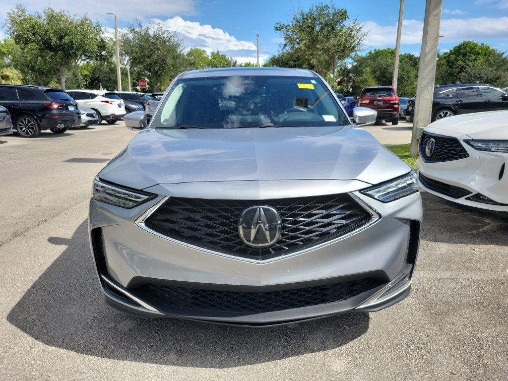 Used 2025 Acura MDX FWD image 2