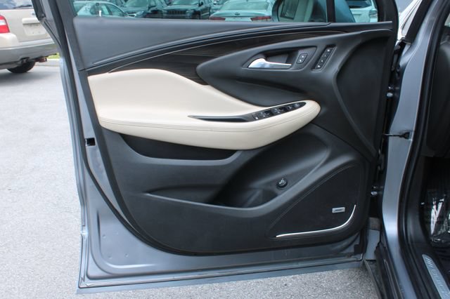 Used 2019 Buick Envision Premium w/ Driver Confidence Package AWD/4WD image 10