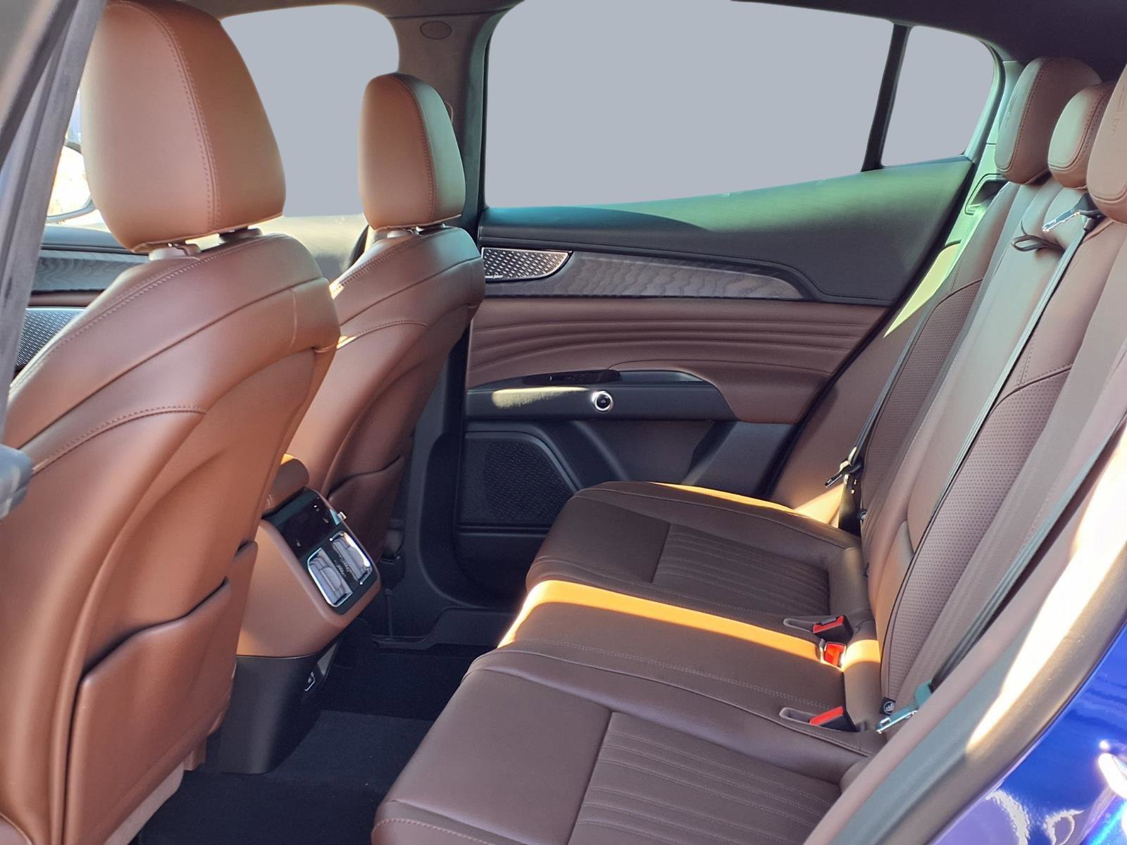 New 2026 Maserati Grecale Modena image 9