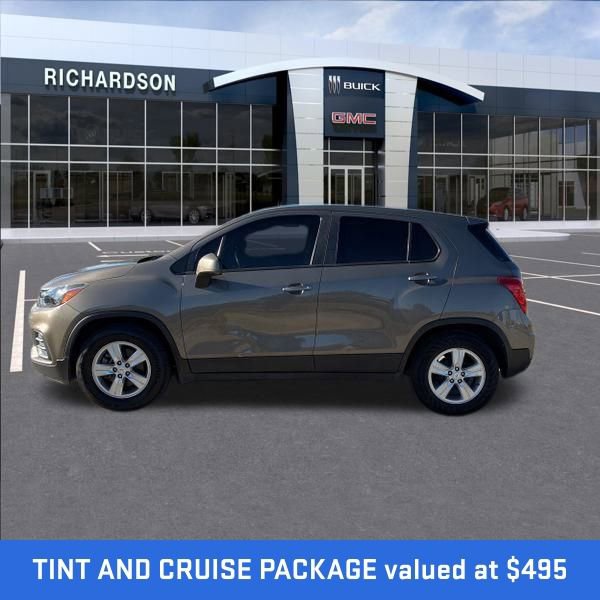 Used 2021 Chevrolet Trax LS w/ Tint and Cruise Package image 2