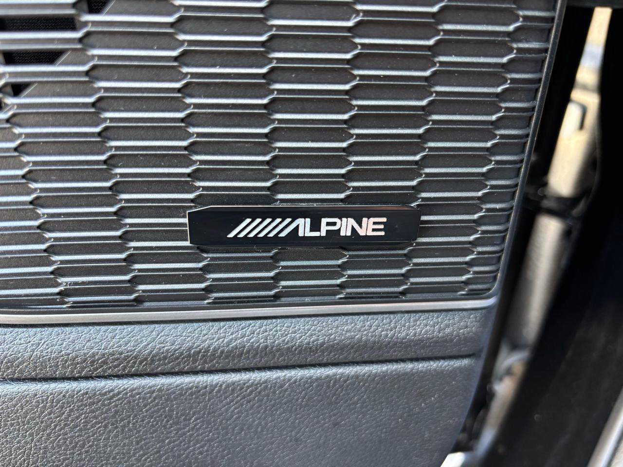 Used 2022 Jeep Grand Cherokee Limited 4xe image 15