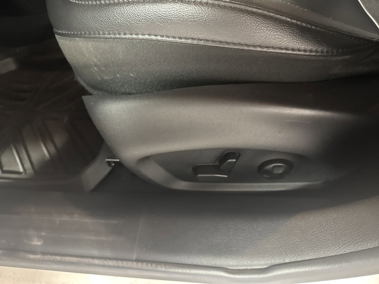 Used 2019 Jeep Compass High Altitude image 18