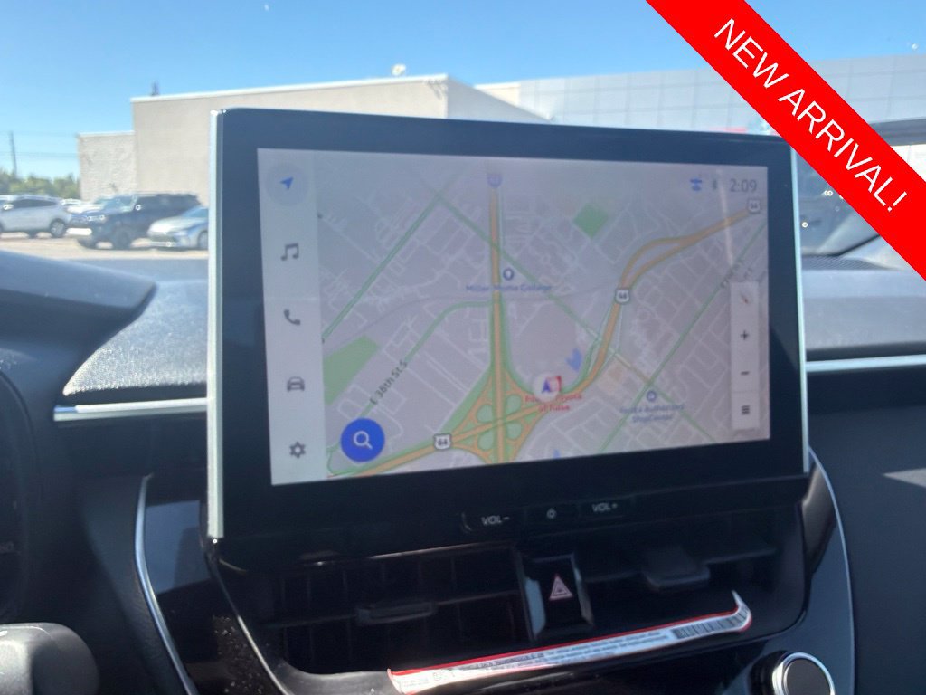 Used 2026 Toyota Corolla SE w/ SE Premium Package FWD image 10