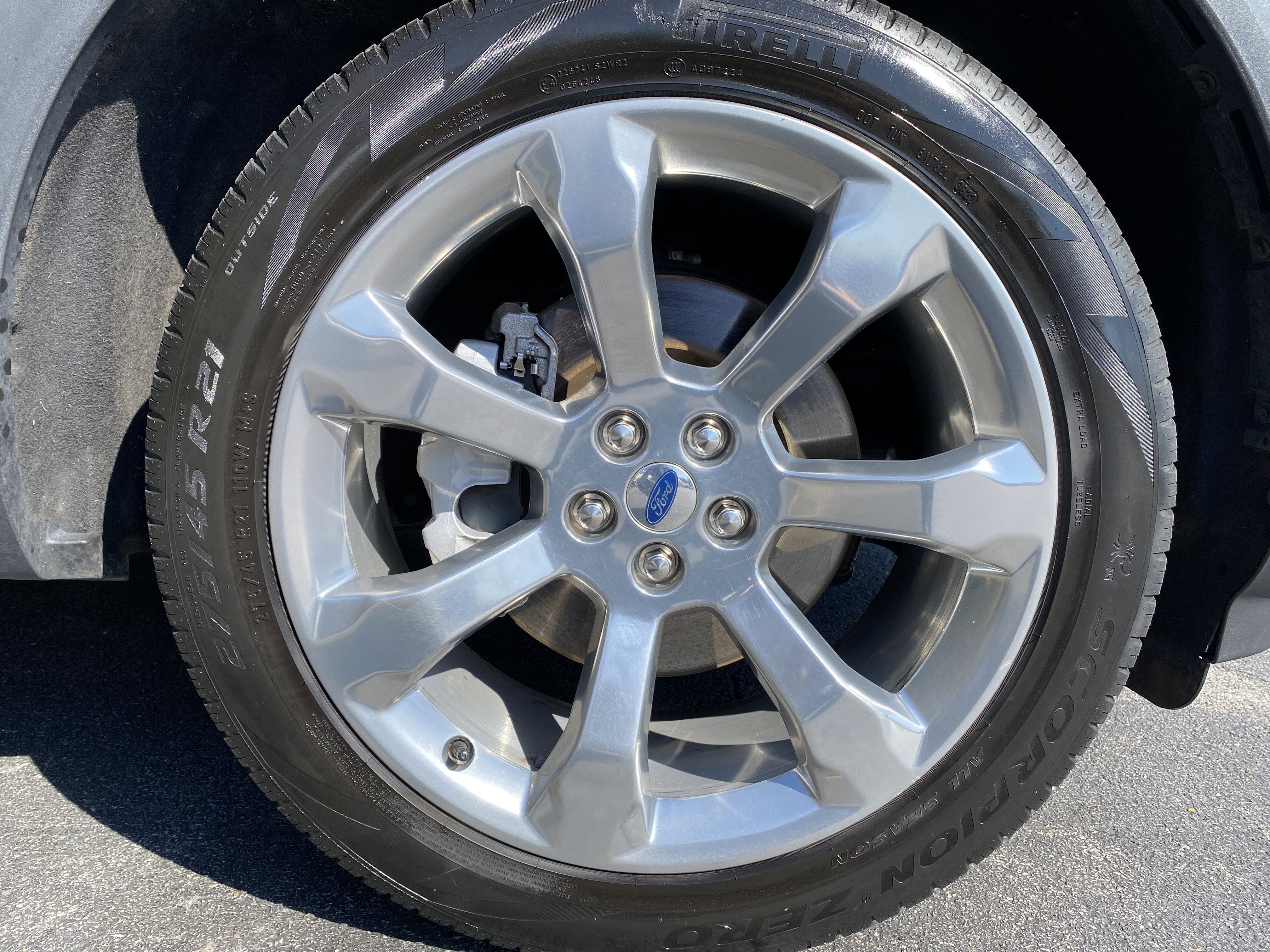 Used 2020 Ford Explorer Platinum w/ Premium Technology Package image 42