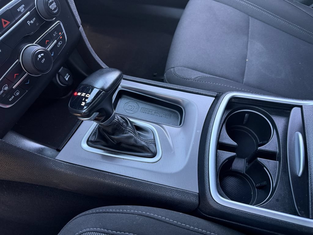 Used 2022 Dodge Charger SXT RWD image 14