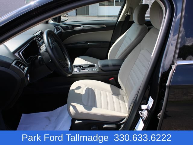 Used 2018 Ford Fusion S FWD image 13
