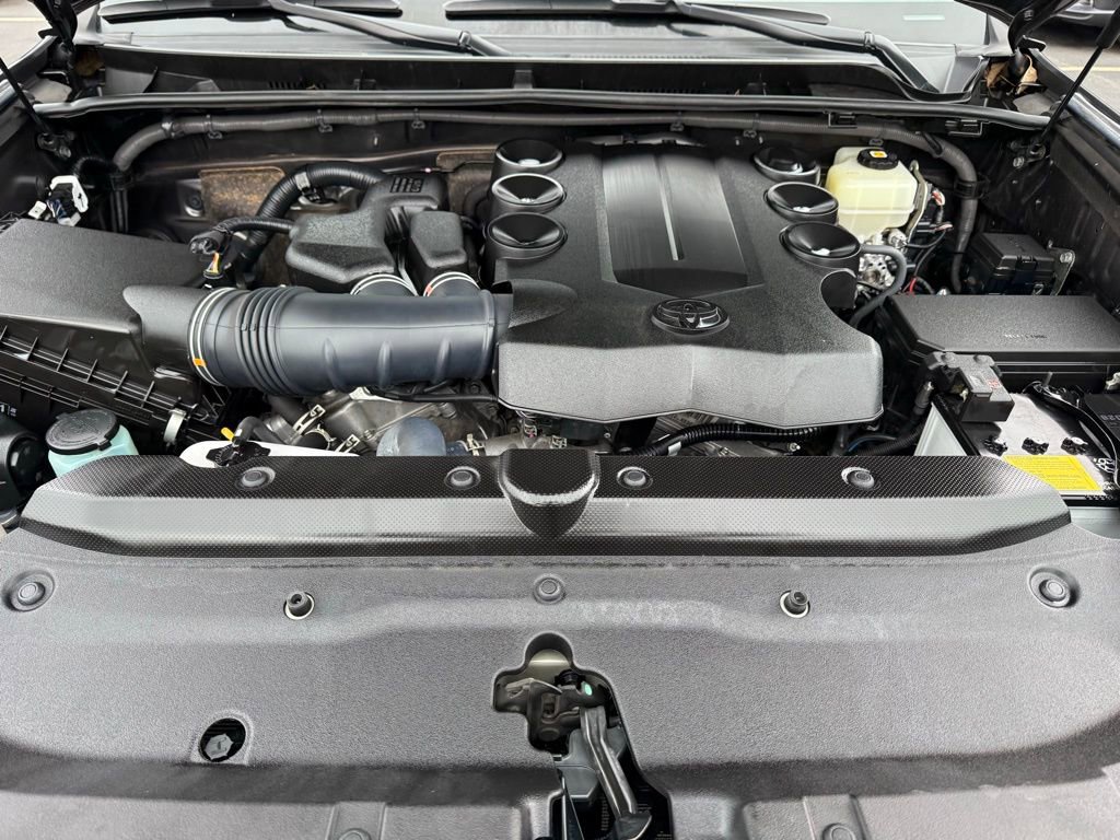 Used 2021 Toyota 4Runner Nightshade AWD/4WD image 18