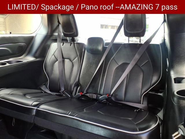 Used 2025 Chrysler Pacifica Limited FWD image 30
