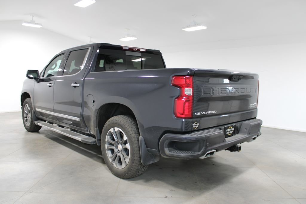 Used 2023 Chevrolet Silverado 1500 High Country w/ Technology Package AWD/4WD image 7
