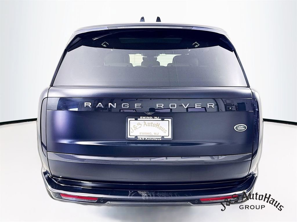 Used 2023 Land Rover Range Rover Long Wheelbase SE AWD/4WD image 6
