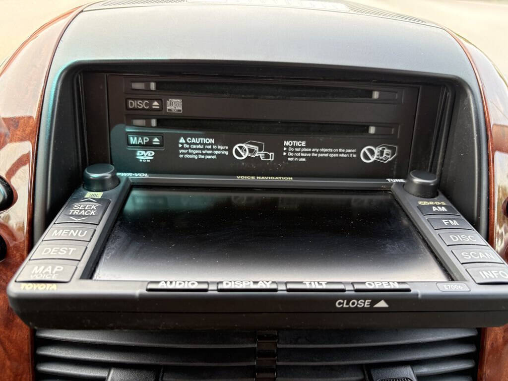 Used 2005 Toyota Sienna XLE FWD image 26