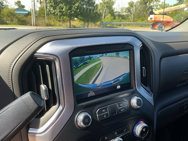 Used 2022 GMC Sierra 1500 SLE w/ Driver Alert Package II AWD/4WD image 28