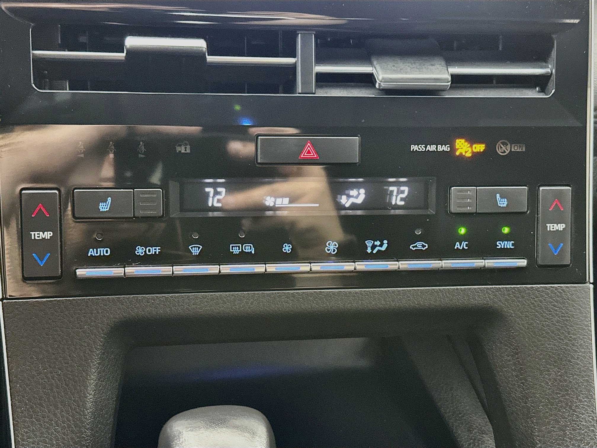 Certified 2021 Toyota Avalon XSE FWD image 16