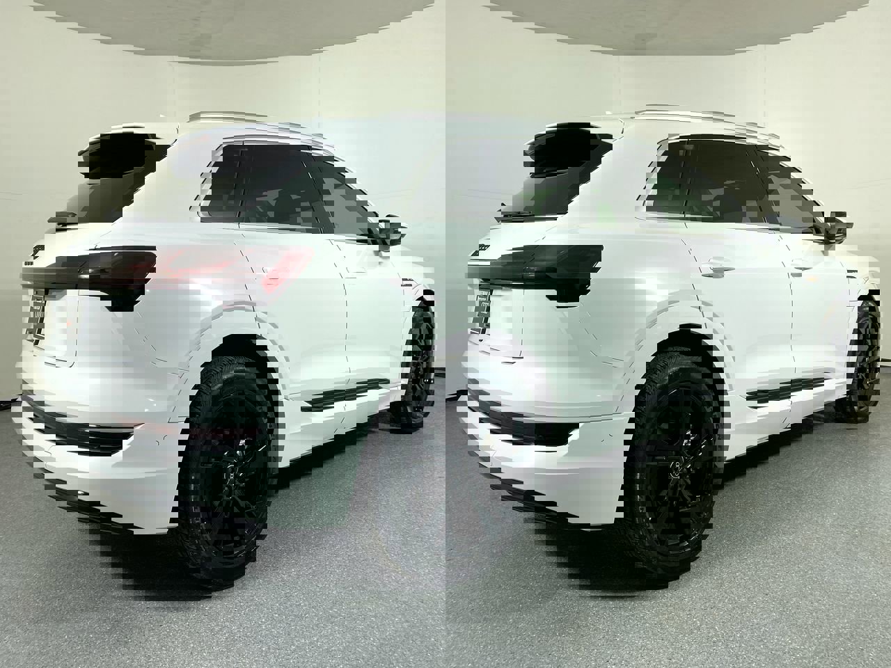 Certified 2022 Audi e-tron Premium Plus w/ Premium Plus Package image 36