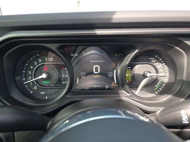 Used 2025 Jeep Wrangler Sahara 4xe w/ Safety Group image 24