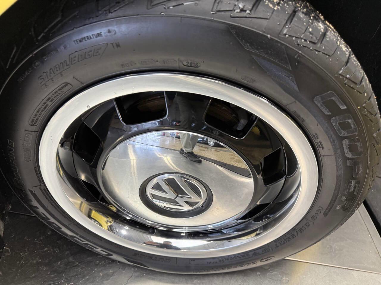 Used 2013 Volkswagen Beetle 2.5 image 28